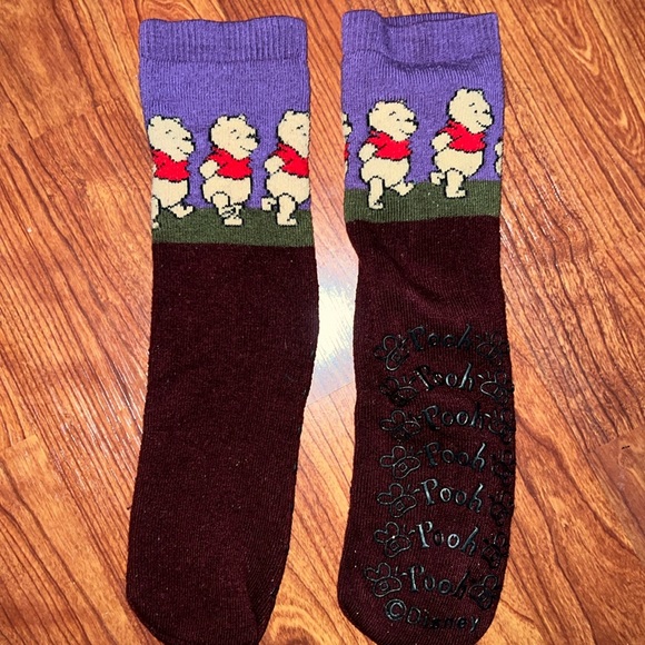 Disney Winnie the Pooh Winter Lounge Slipper Socks - Picture 1 of 1